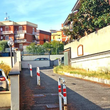 Tor Vergata Centro アパート *